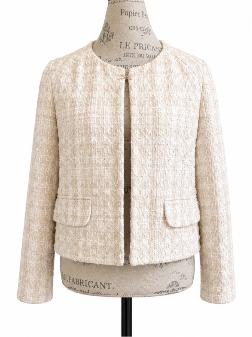 St. John Beige White Sequin Tweed Jacket Hook Closure Size XL EUC!
